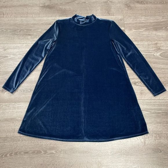 Forever 21 Velvet Dress Bundle of Long Sleeve Sleeveless and Spaghetti Strap L - Picture 2 of 16